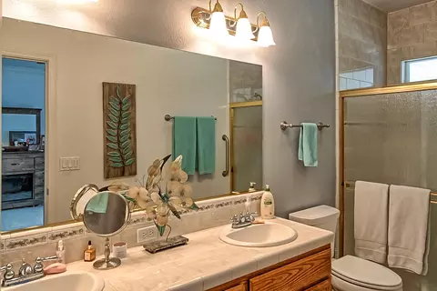 1735 Galway Dr, Redding, CA 96001 photo 13