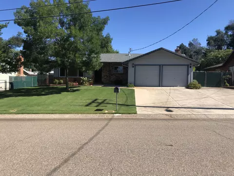 1270 Ledell Dr, Redding, CA 96002 photo 2