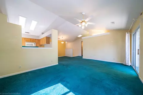 929 Montcrest Dr, Redding, CA 96003 photo 14