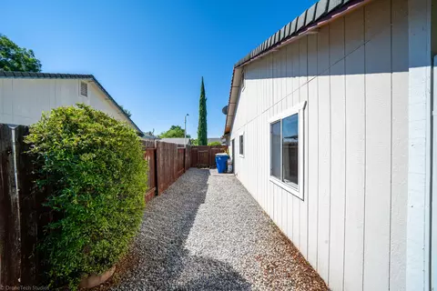 929 Montcrest Dr, Redding, CA 96003 photo 29