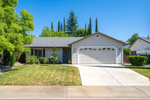 929 Montcrest Dr, Redding, CA 96003 photo 1