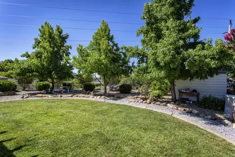 236 Ironwood Ln, Redding, CA 96003 photo 28