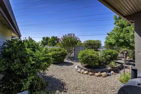 236 Ironwood Ln, Redding, CA 96003 photo 23