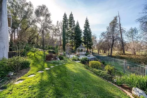 13490 Tierra Heights Rd, Redding, CA 96003 photo 55