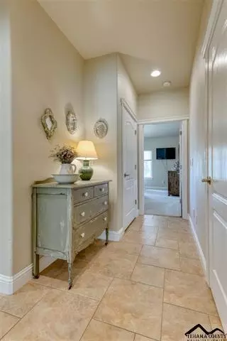 10491 Abernathy Ln, Redding, CA 96003 photo 30