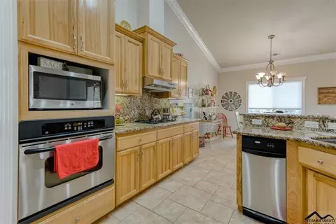 10491 Abernathy Ln, Redding, CA 96003 photo 19