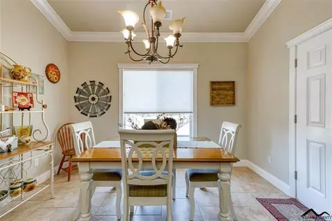 10491 Abernathy Ln, Redding, CA 96003 photo 18