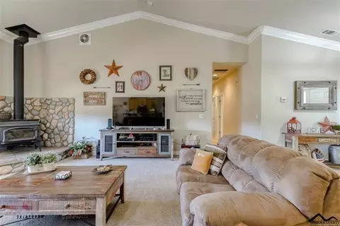 10491 Abernathy Ln, Redding, CA 96003 photo 10