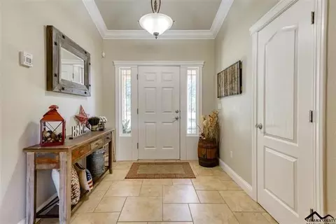 10491 Abernathy Ln, Redding, CA 96003 photo 6