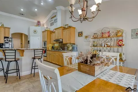 10491 Abernathy Ln, Redding, CA 96003 photo 16