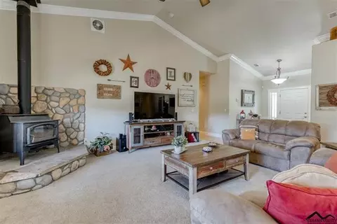 10491 Abernathy Ln, Redding, CA 96003 photo 11