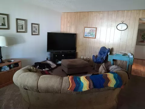 1840 Mesa St, Redding, CA 96001 photo 3