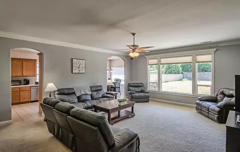 6799 Mullen Pkwy, Redding, CA 96001 photo 5