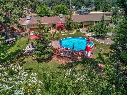 19041 Snowflake Ln, Redding, CA 96003 photo 4