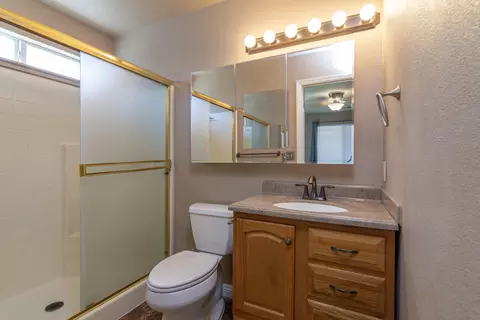 2939 Dove St, Redding, CA 96001 photo 9