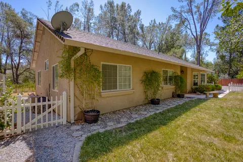 1931 Herbscenta Ln, Redding, CA 96003 photo 50