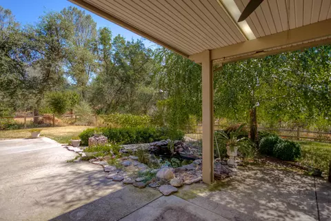 1931 Herbscenta Ln, Redding, CA 96003 photo 35