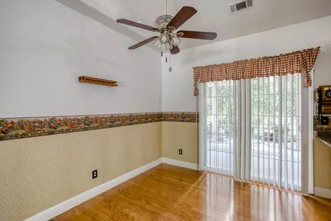 1931 Herbscenta Ln, Redding, CA 96003 photo 29