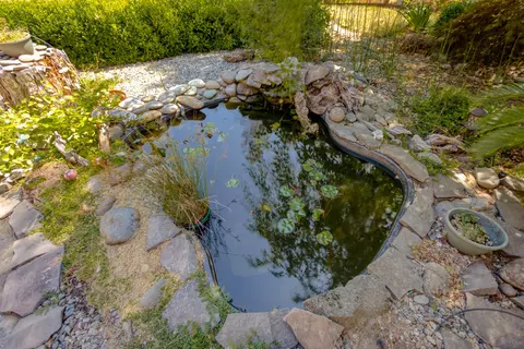 1931 Herbscenta Ln, Redding, CA 96003 photo 37