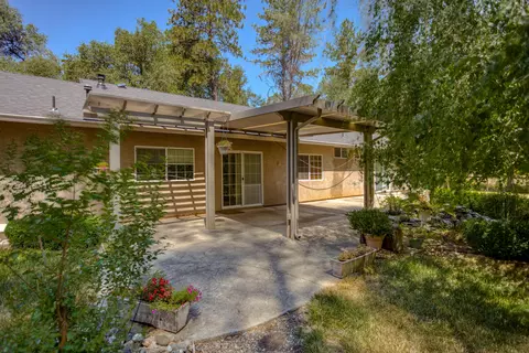 1931 Herbscenta Ln, Redding, CA 96003 photo 40