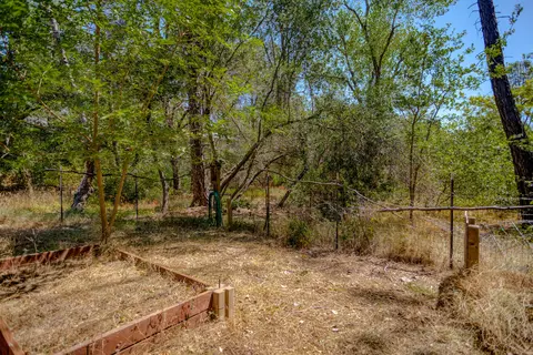 1931 Herbscenta Ln, Redding, CA 96003 photo 42