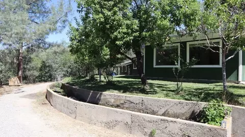 13793 Bear Valley Trl, Redding, CA 96003 photo 1