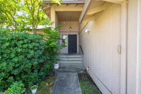 2413 Carnelian Way, Redding, CA 96003 photo 3