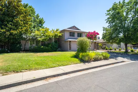 2413 Carnelian Way, Redding, CA 96003 photo 1