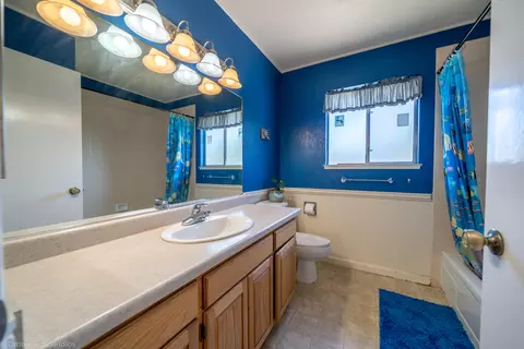 2413 Carnelian Way, Redding, CA 96003 photo 21