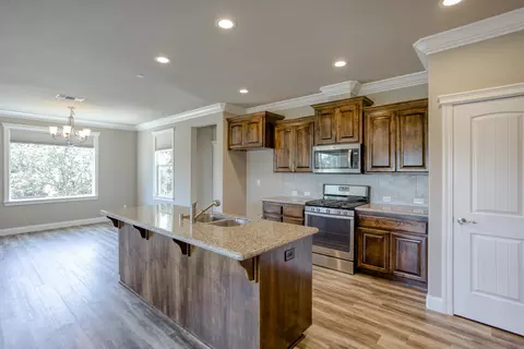 785 Grants Pass, Redding, CA 96003 photo 7