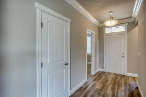 785 Grants Pass, Redding, CA 96003 photo 11