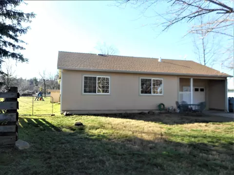 4940 E Bonnyview Rd, Redding, CA 96001 photo 2