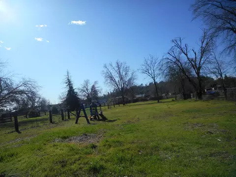 4940 E Bonnyview Rd, Redding, CA 96001 photo 18