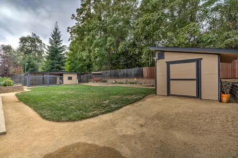 7216 Legacy, Redding, CA 96001 photo 35