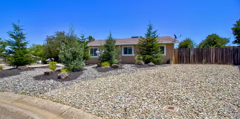 4253 White River Ct, Redding, CA 96003 photo 3