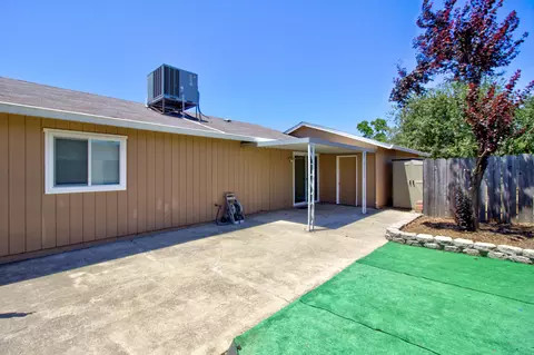 4253 White River Ct, Redding, CA 96003 photo 8