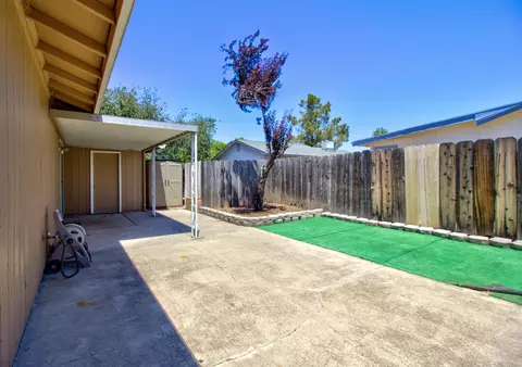 4253 White River Ct, Redding, CA 96003 photo 7