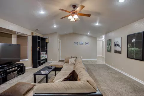 3556 Adams Ln, Redding, CA 96002 photo 6