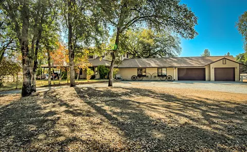 13162 Opal Way, Redding, CA 96003 photo 1