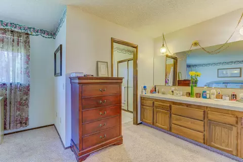 2277 Wisconsin Ave, Redding, CA 96001 photo 18