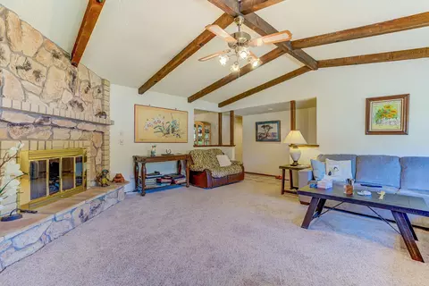 2277 Wisconsin Ave, Redding, CA 96001 photo 3
