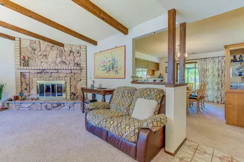 2277 Wisconsin Ave, Redding, CA 96001 photo 4
