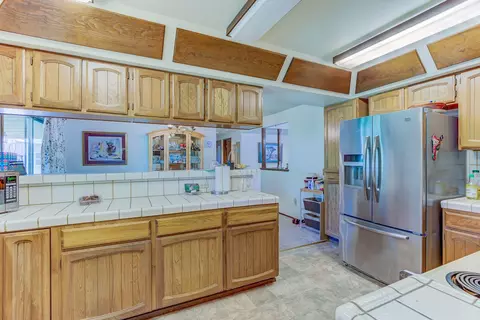 2277 Wisconsin Ave, Redding, CA 96001 photo 9