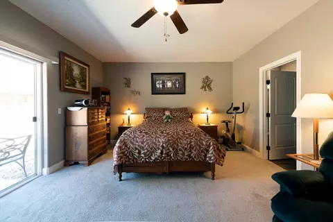 12890 Akrich St, Redding, CA 96003 photo 12