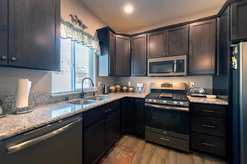 12890 Akrich St, Redding, CA 96003 photo 7