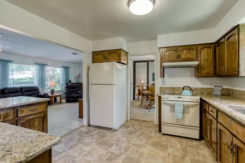 19217 Hollow Ln, Redding, CA 96003 photo 17