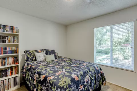 19217 Hollow Ln, Redding, CA 96003 photo 13