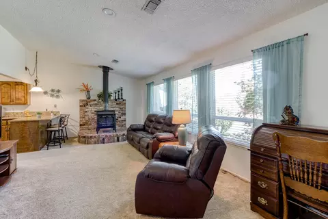 19217 Hollow Ln, Redding, CA 96003 photo 9