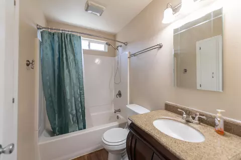 1106 A St, Redding, CA 96002 photo 9