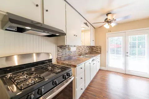 1106 A St, Redding, CA 96002 photo 4